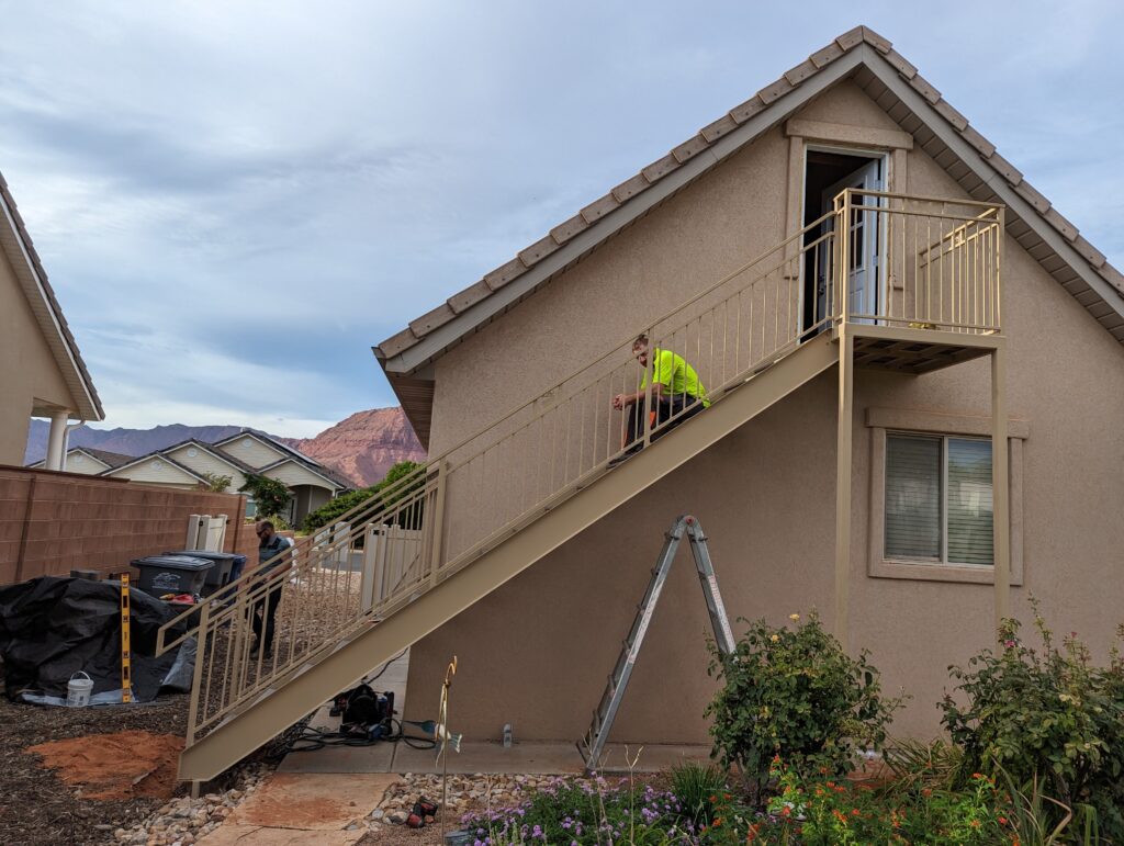 Pxl 20230819 005302555